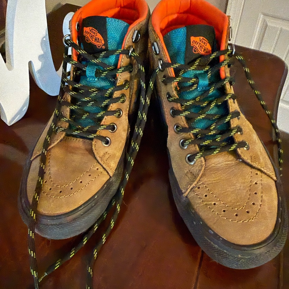 Vans Tan Leather high tops